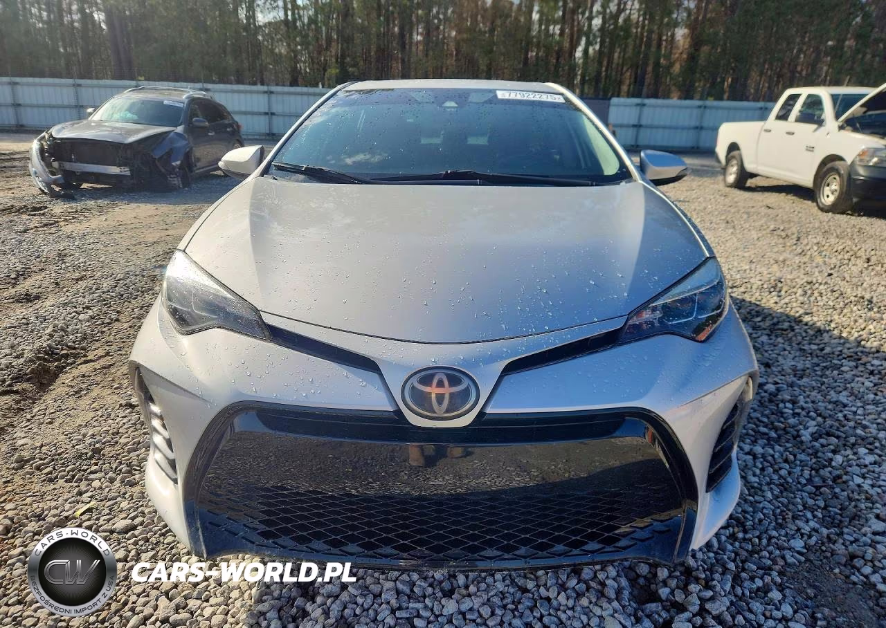 2017 Toyota Corolla L VIN:2T1BURHE2HC828618 - 5