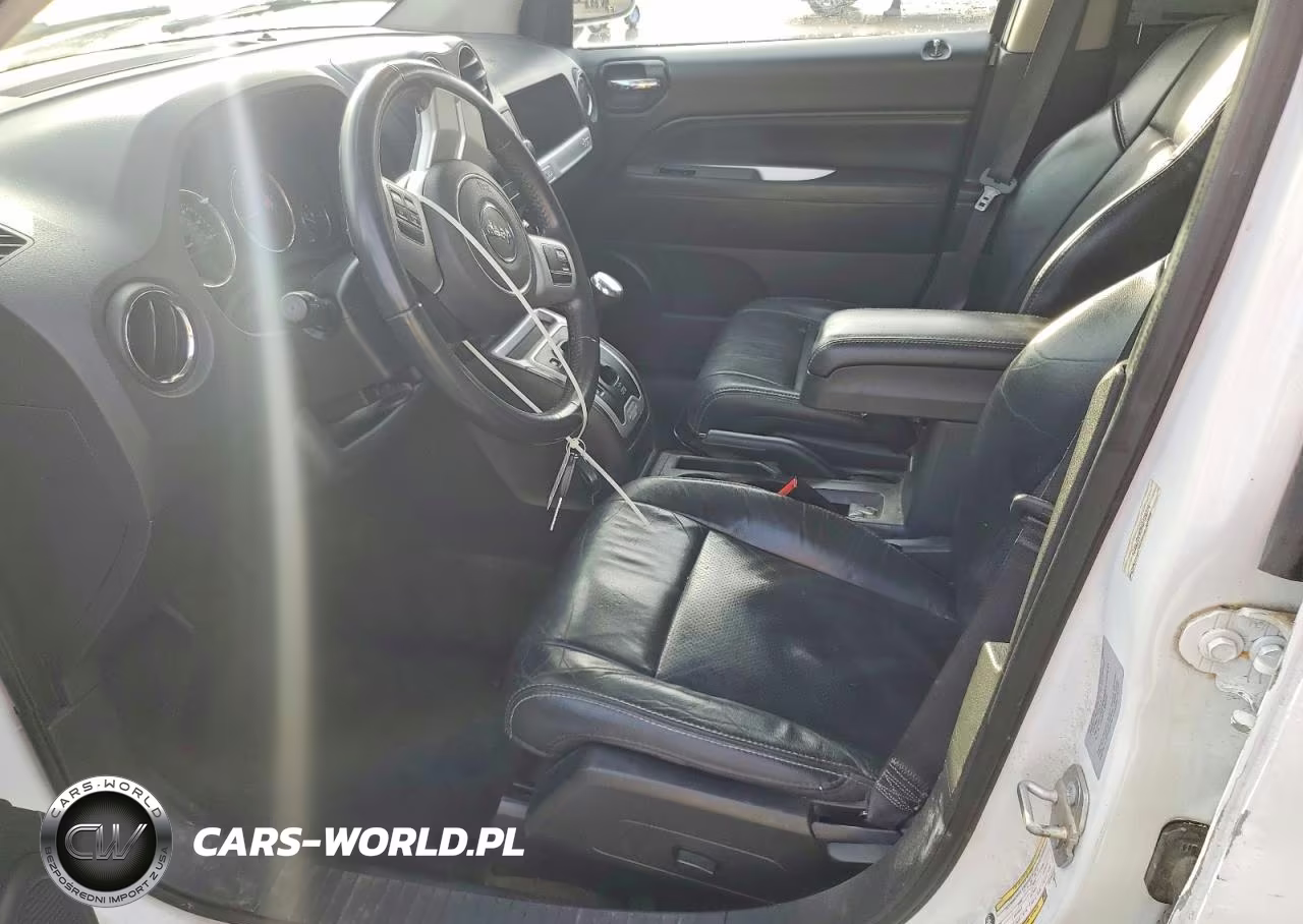 2017 Jeep Compass Latitude VIN:1C4NJDEB3HD129374 - 7