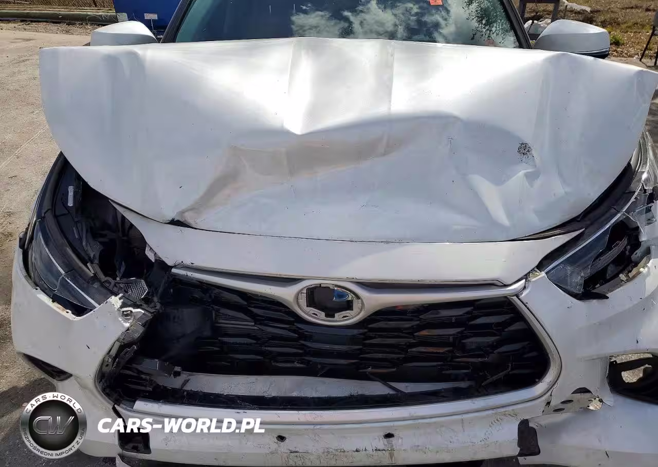 2022 Toyota Highlander Hybrid Le VIN:5TDZARAH2NS510562 - 12