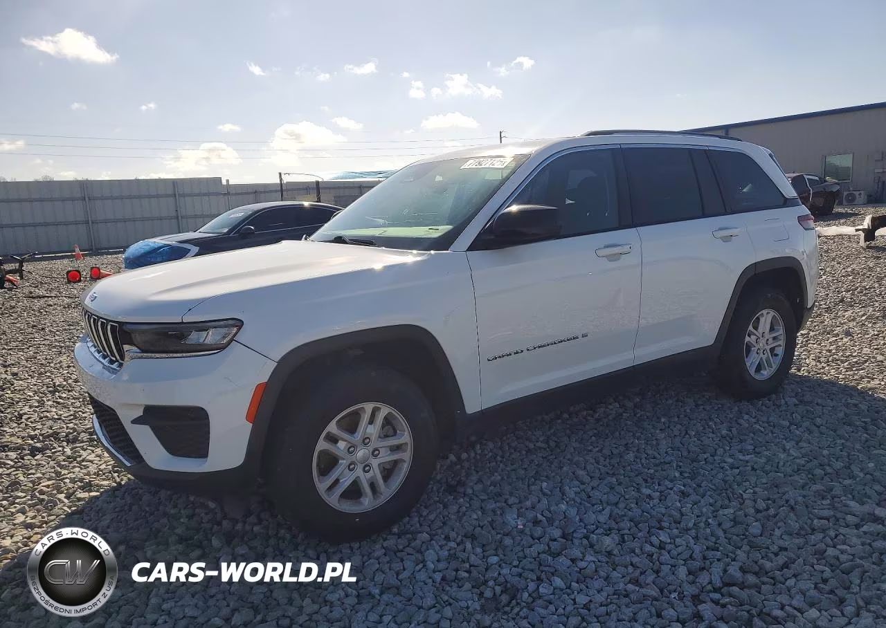2023 Jeep Grand Cherokee Laredo