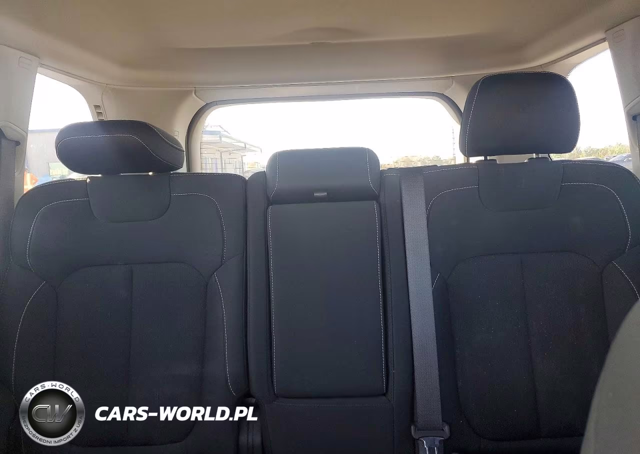2023 Jeep Grand Cherokee Laredo VIN:1C4RJHAG9PC619431 - 10