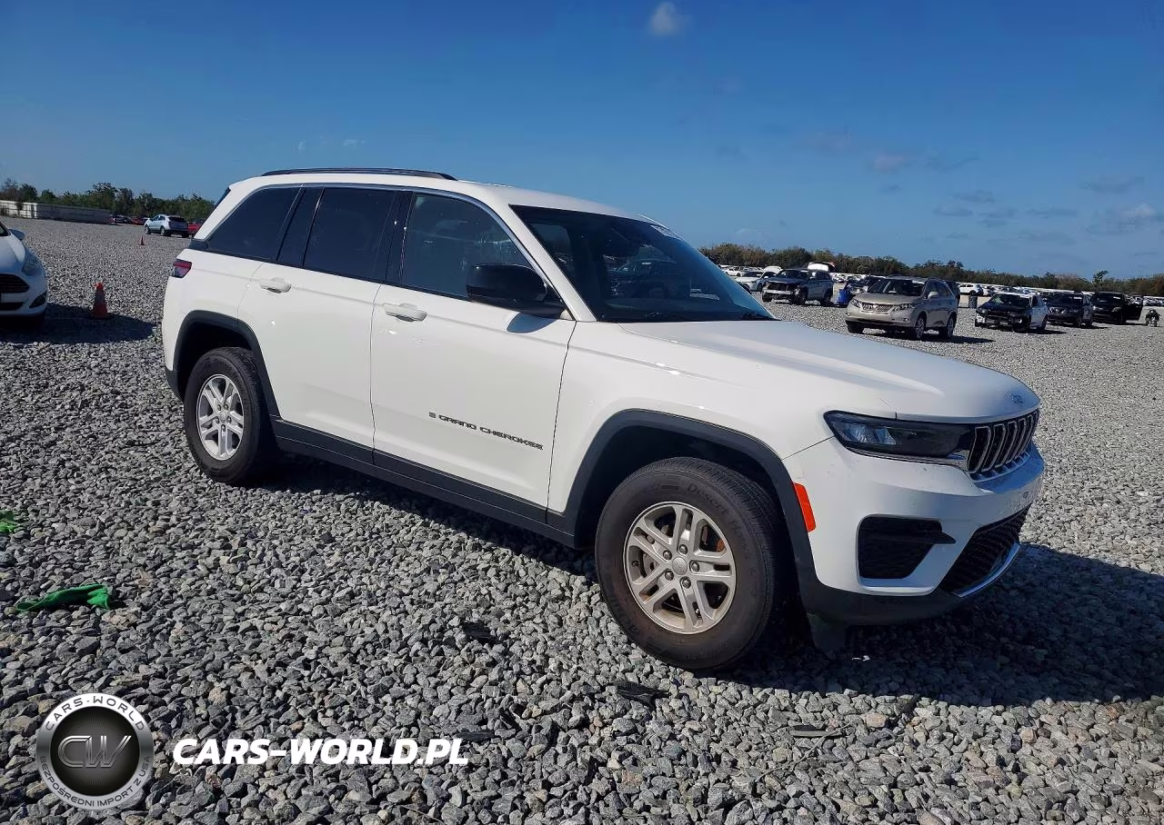 2023 Jeep Grand Cherokee Laredo VIN:1C4RJHAG9PC619431 - 4