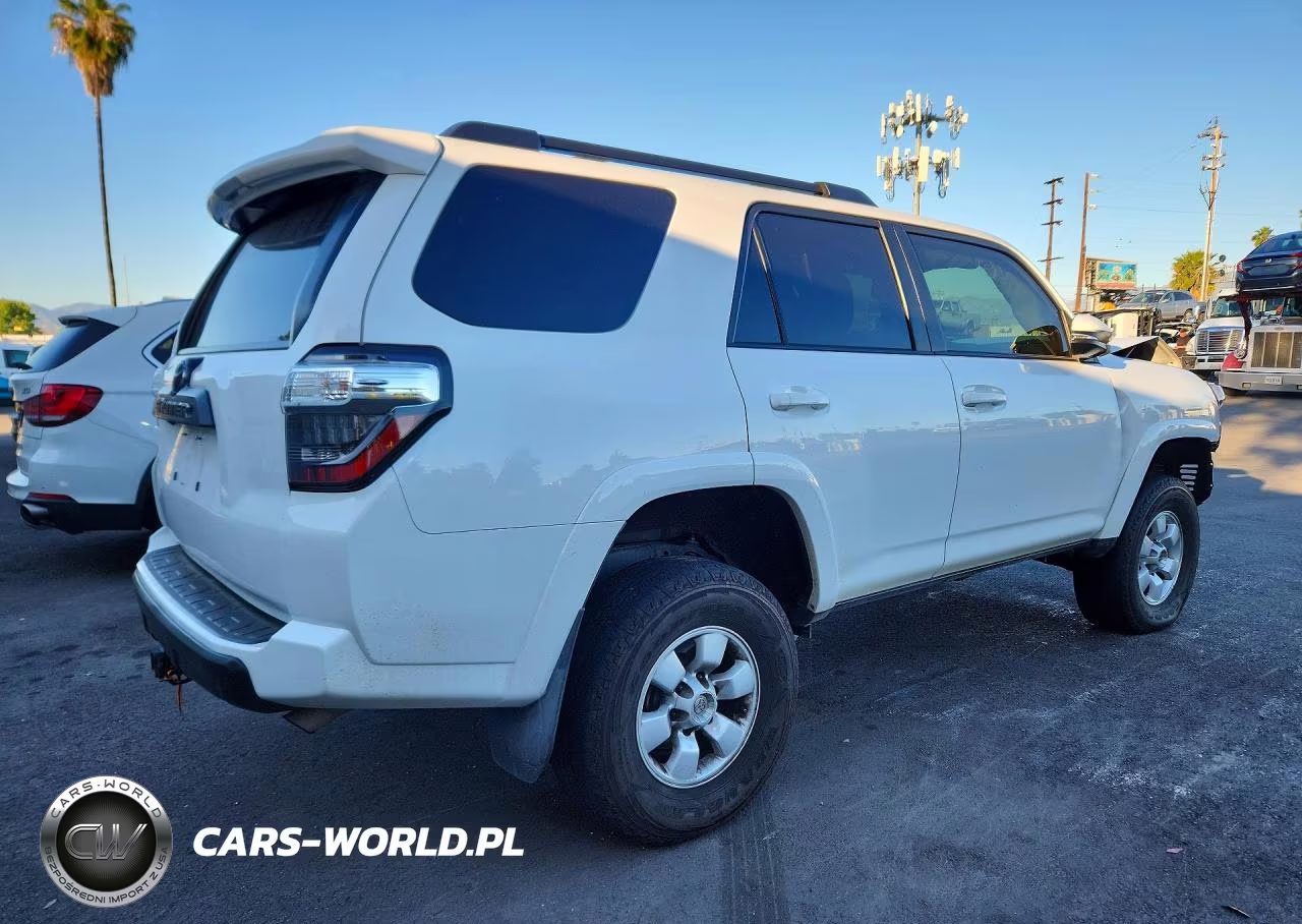 2019 Toyota 4Runner Sr5-Sr5 Premium VIN:JTEBU5JR6K5643770 - 3