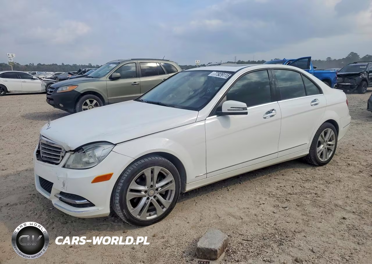 2013 Mercedes-Benz C 250