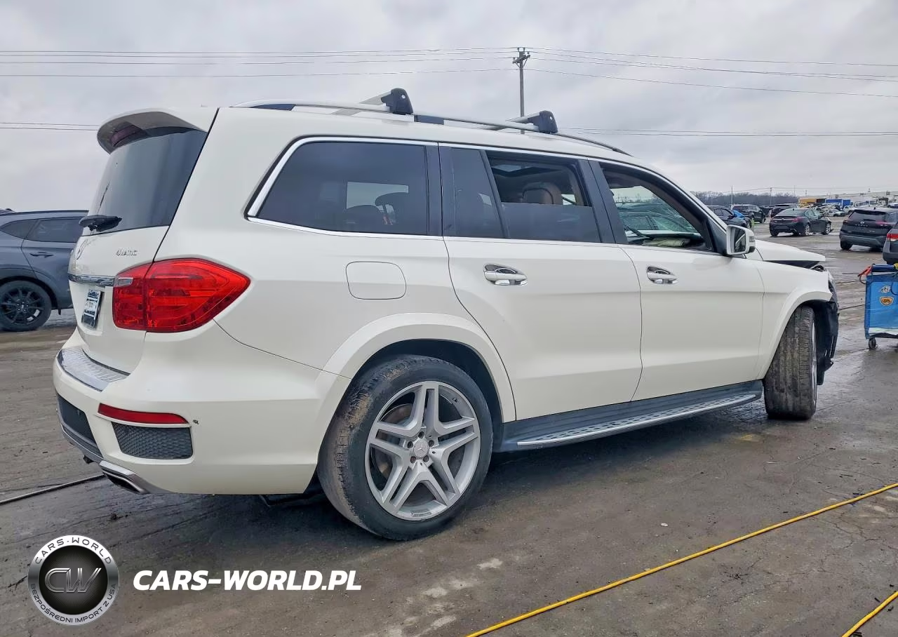 2015 Mercedes-Benz Gl 550 4Matic VIN:4JGDF7DE4FA529643 - 3