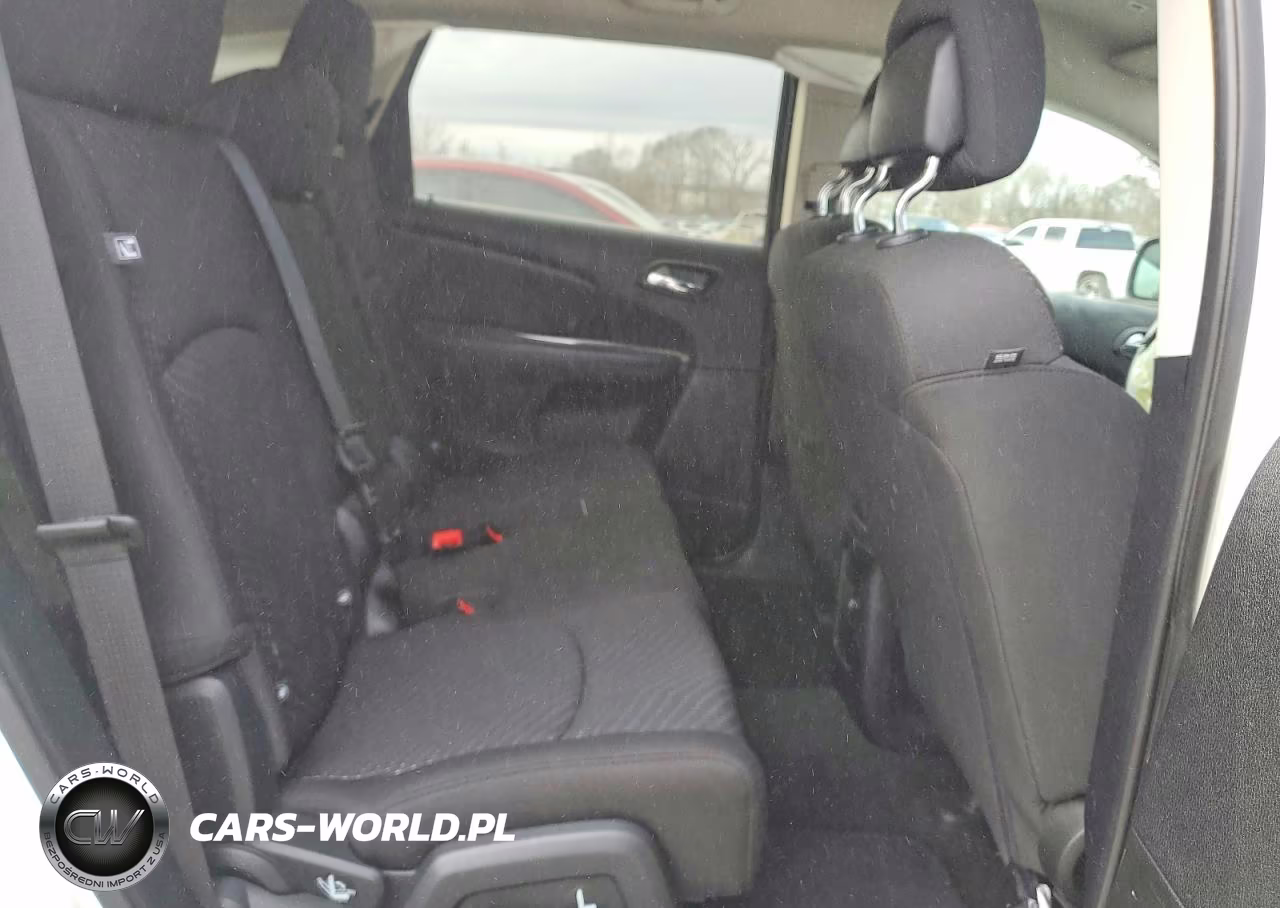 2018 Dodge Journey Se VIN:3C4PDCAB2JT429696 - 11