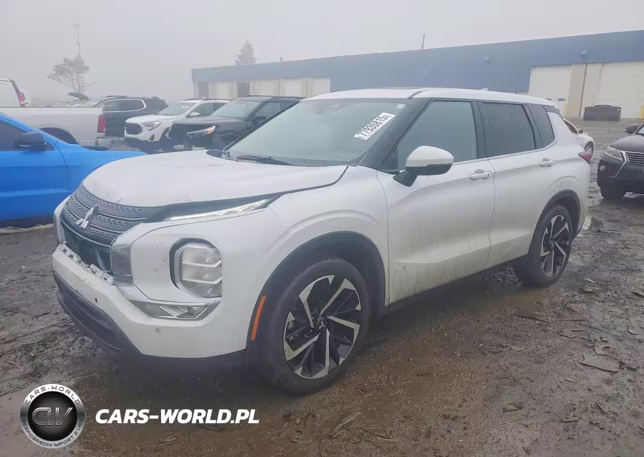 2024 Mitsubishi Outlander Se