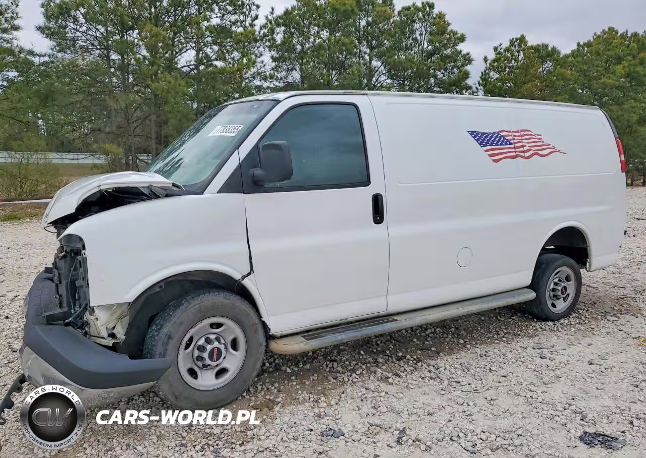 2017 GMC Savana Cargo 2500 13