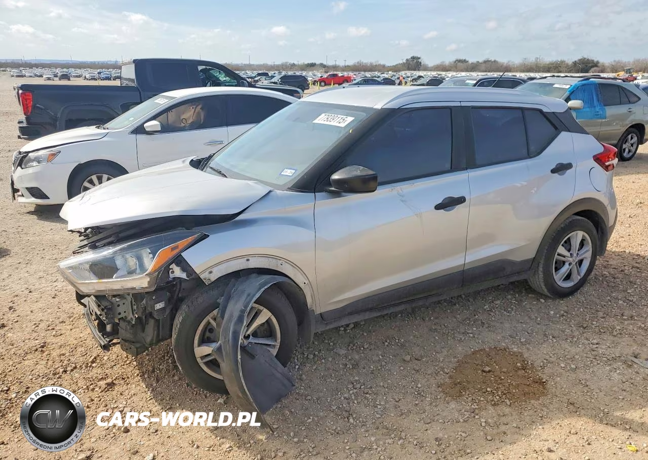 2018 Nissan Kicks S