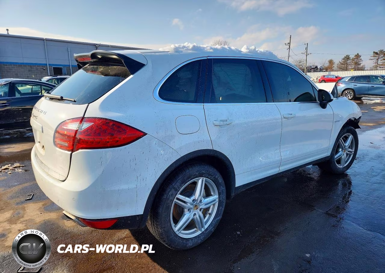 2014 Porsche Cayenne S Hybrid VIN:WP1AE2A28ELA51428 - 3