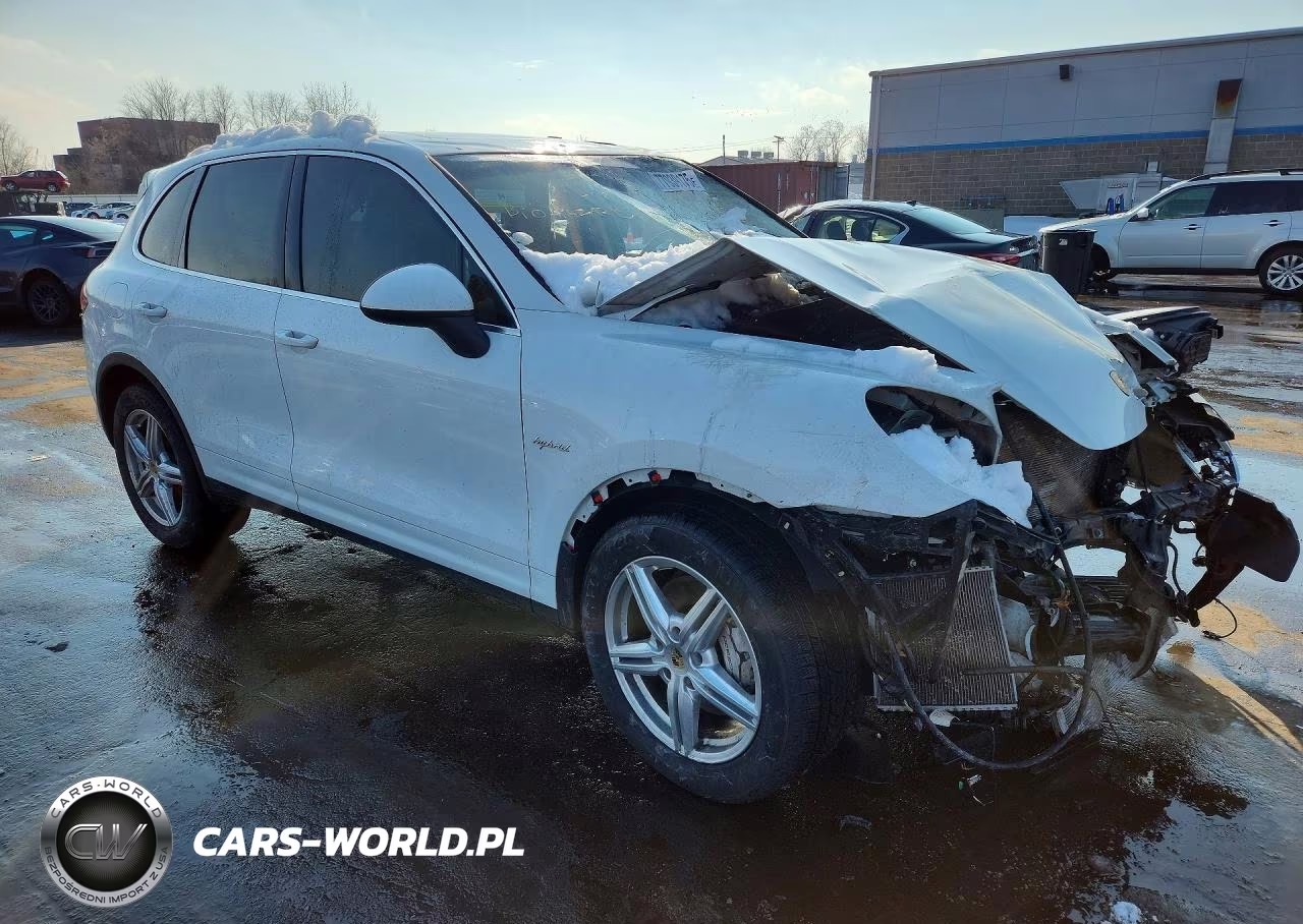 2014 Porsche Cayenne S Hybrid VIN:WP1AE2A28ELA51428 - 4