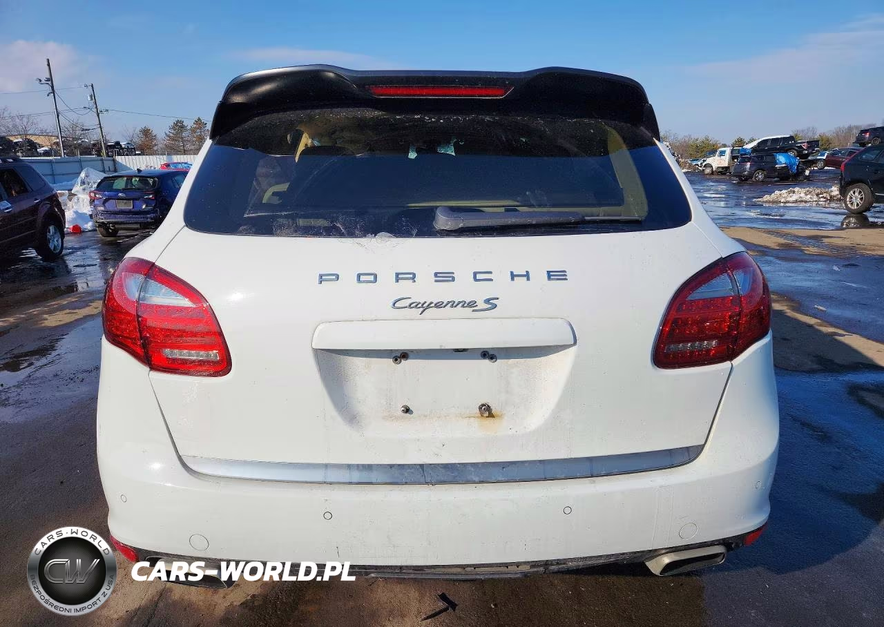2014 Porsche Cayenne S Hybrid VIN:WP1AE2A28ELA51428 - 6