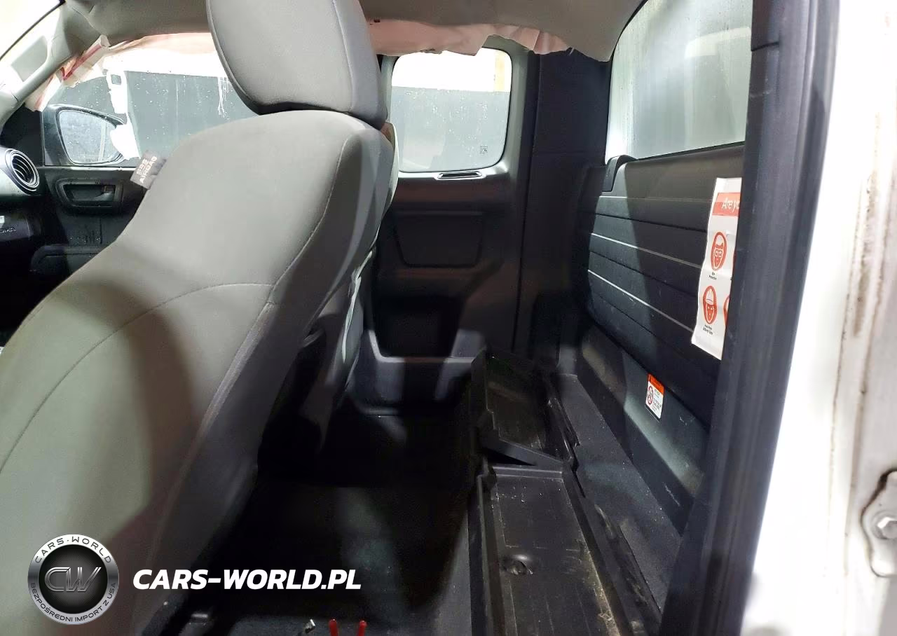 2017 Toyota Tacoma VIN:5TFRX5GN5HX075605 - 10