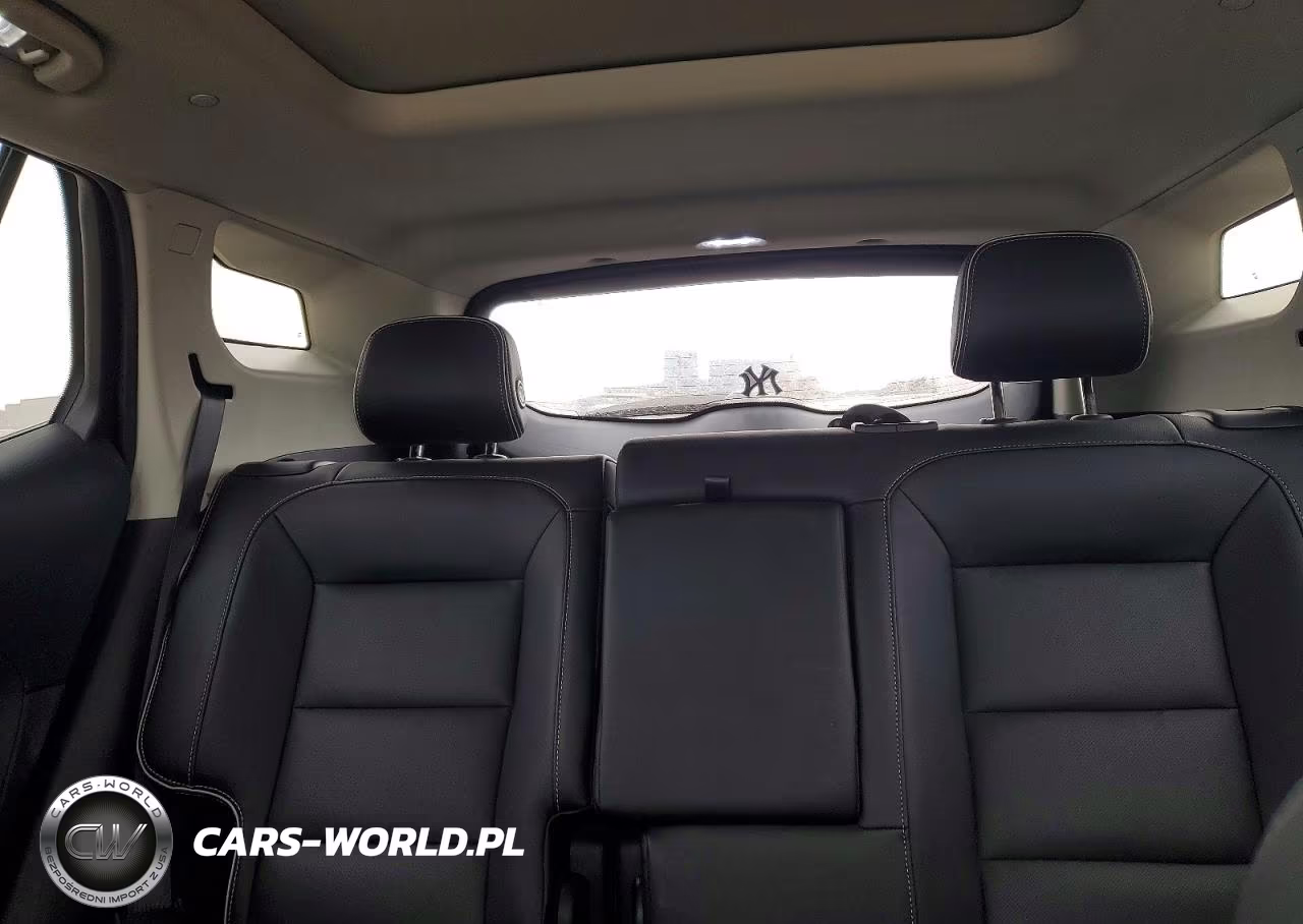 2019 GMC Terrain Denali VIN:3GKALXEX6KL392230 - 10