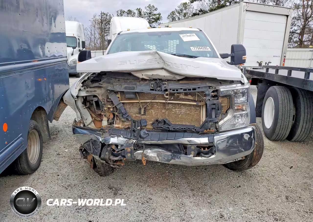 2022 Ford F450 Super Duty Flatbed Truck VIN:1FD0W4HT4NEC28772 - 5