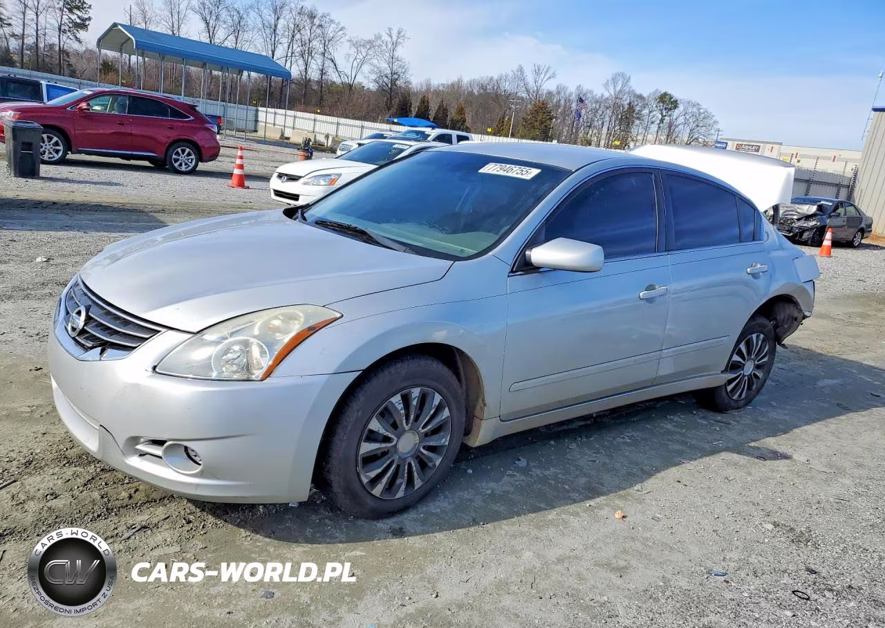 2011 Nissan Altima Base