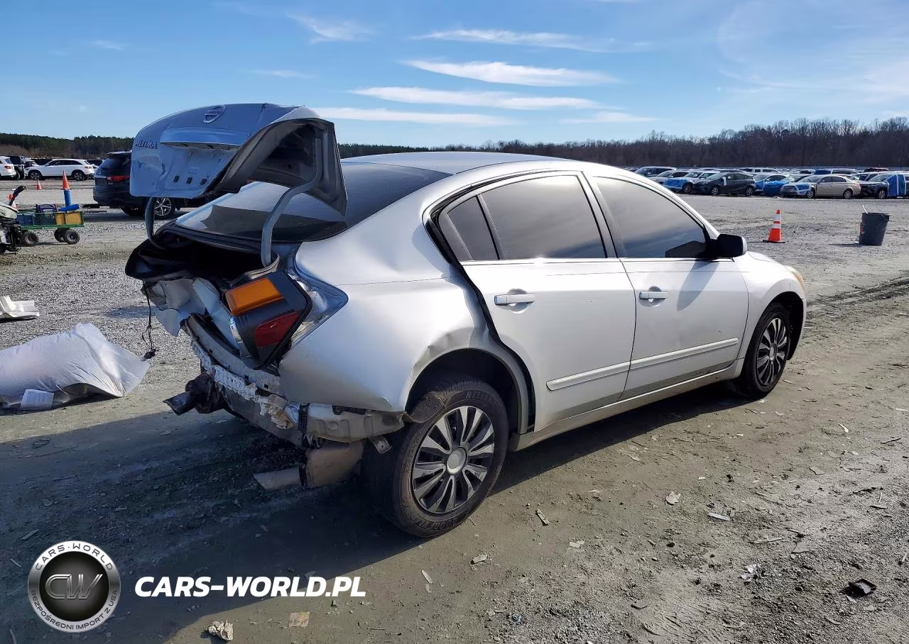 2011 Nissan Altima Base VIN:1N4AL2AP6BN497425 - 3