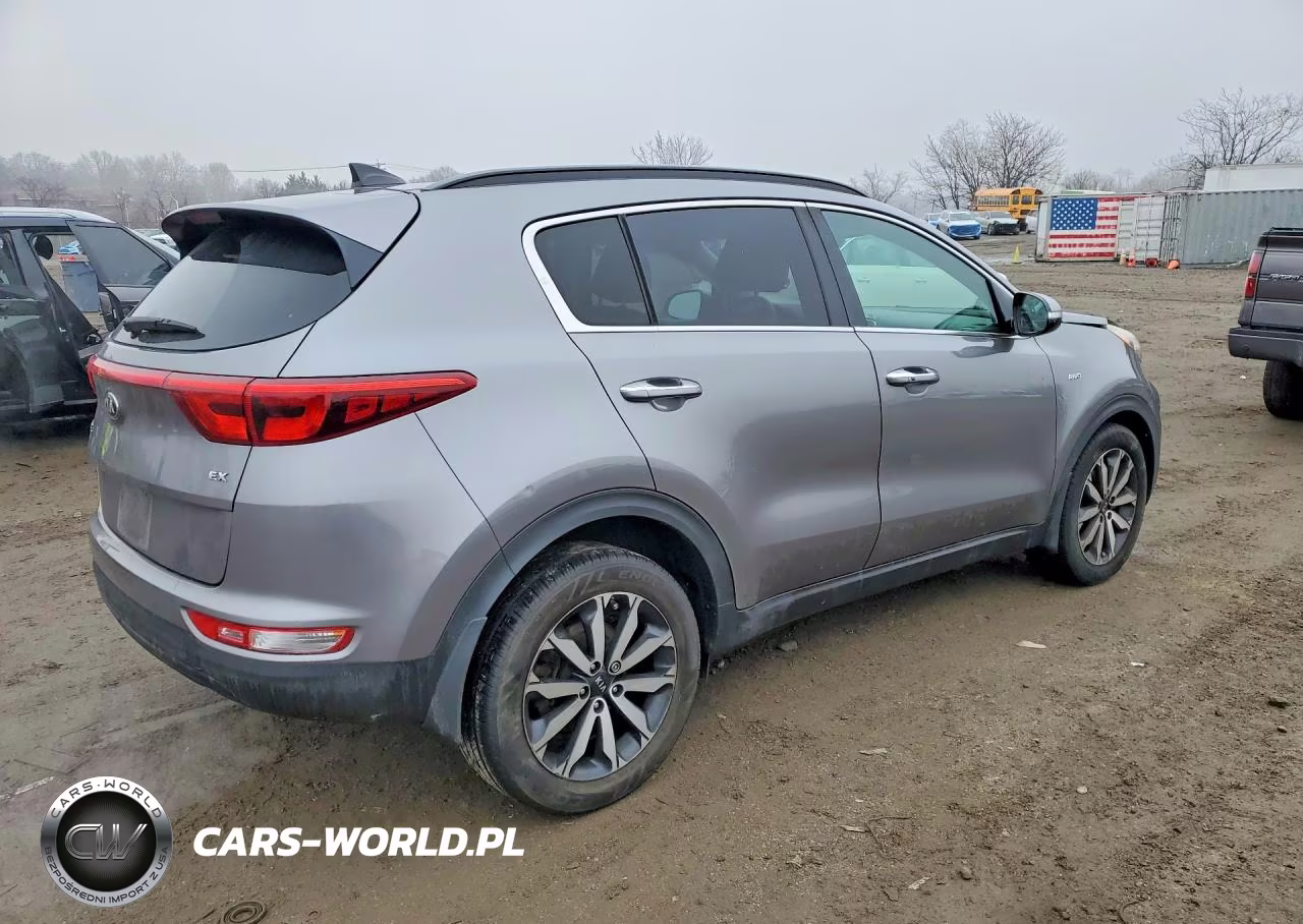 2018 Kia Sportage Ex VIN:KNDPNCAC4J7400226 - 3