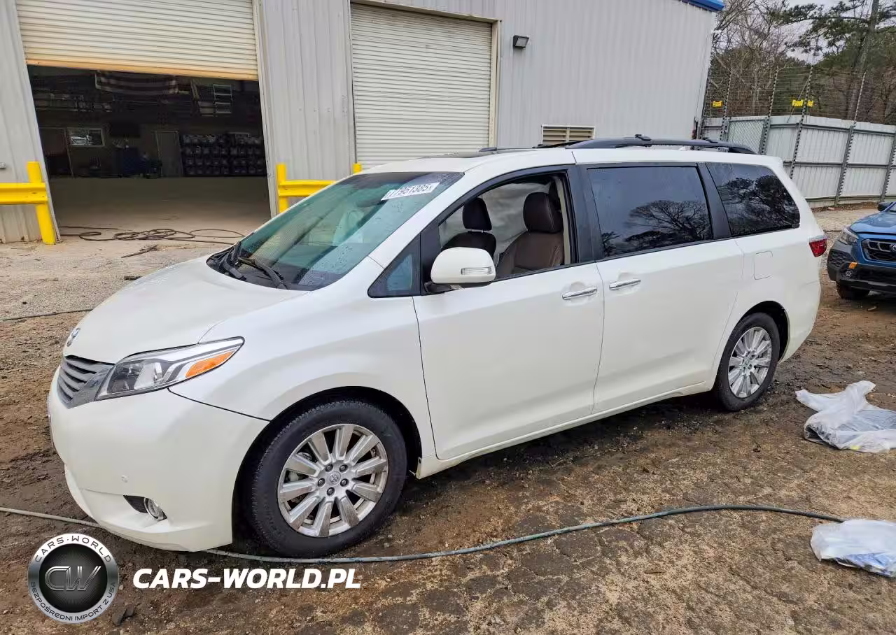 2017 Toyota Sienna Limited 7-Passenger