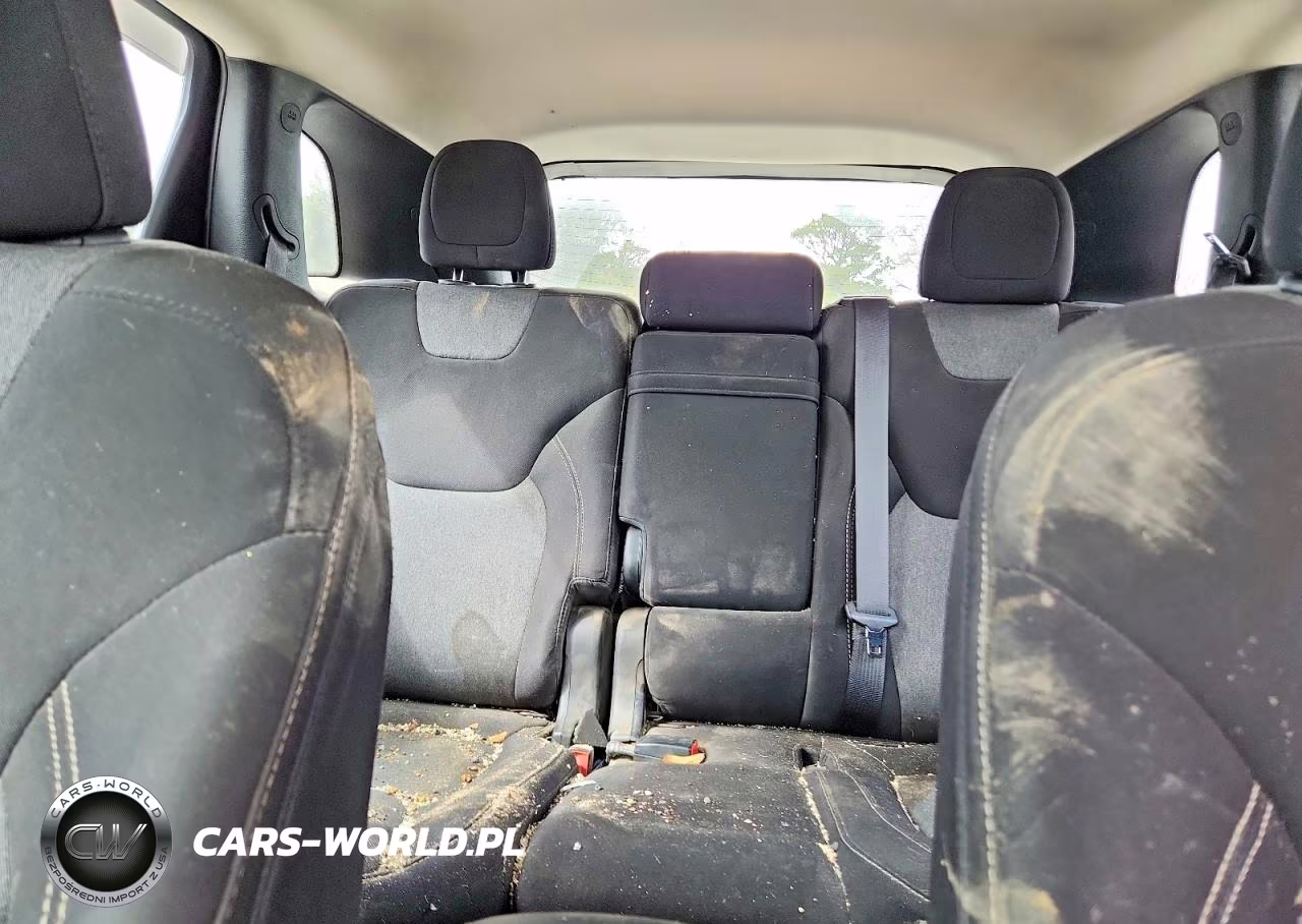 2014 Jeep Cherokee Sport VIN:1C4PJLAB9EW170424 - 10