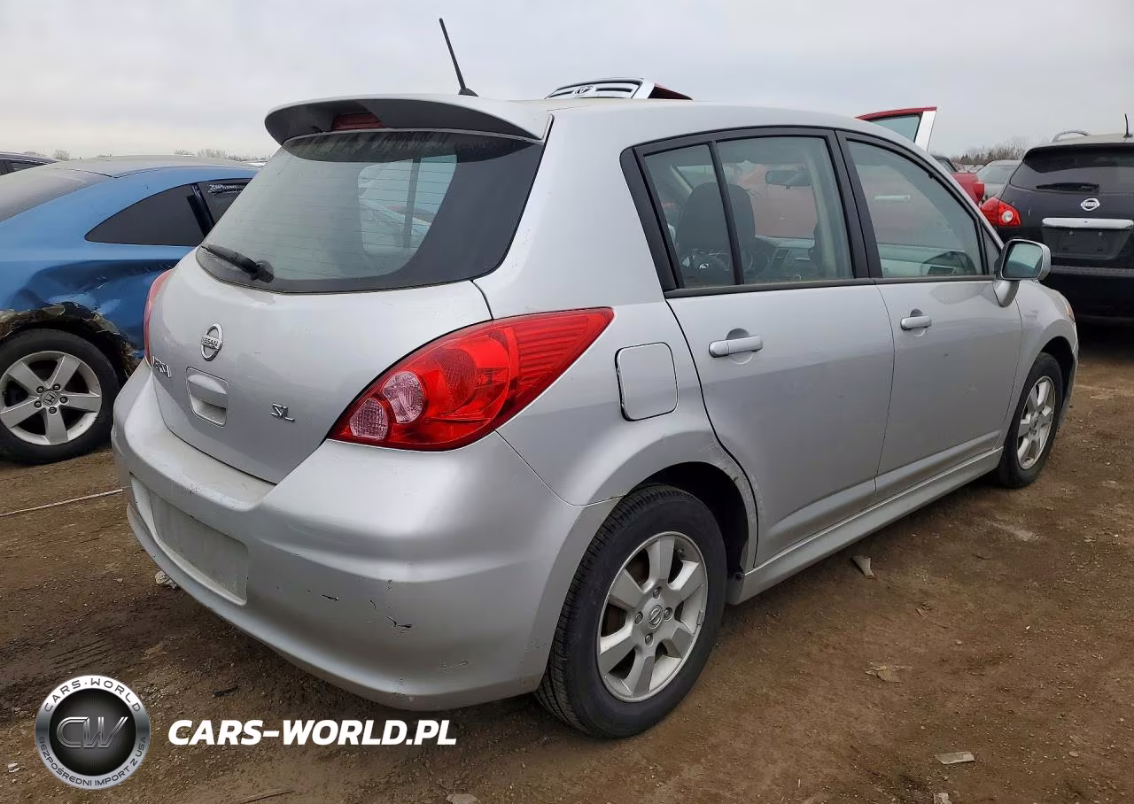 2010 Nissan Versa S VIN:3N1BC1CP0AL385601 - 3