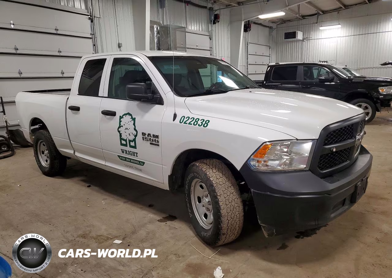 2021 Ram 1500 Classic Tradesman VIN:1C6RR7FGXMS537339 - 4