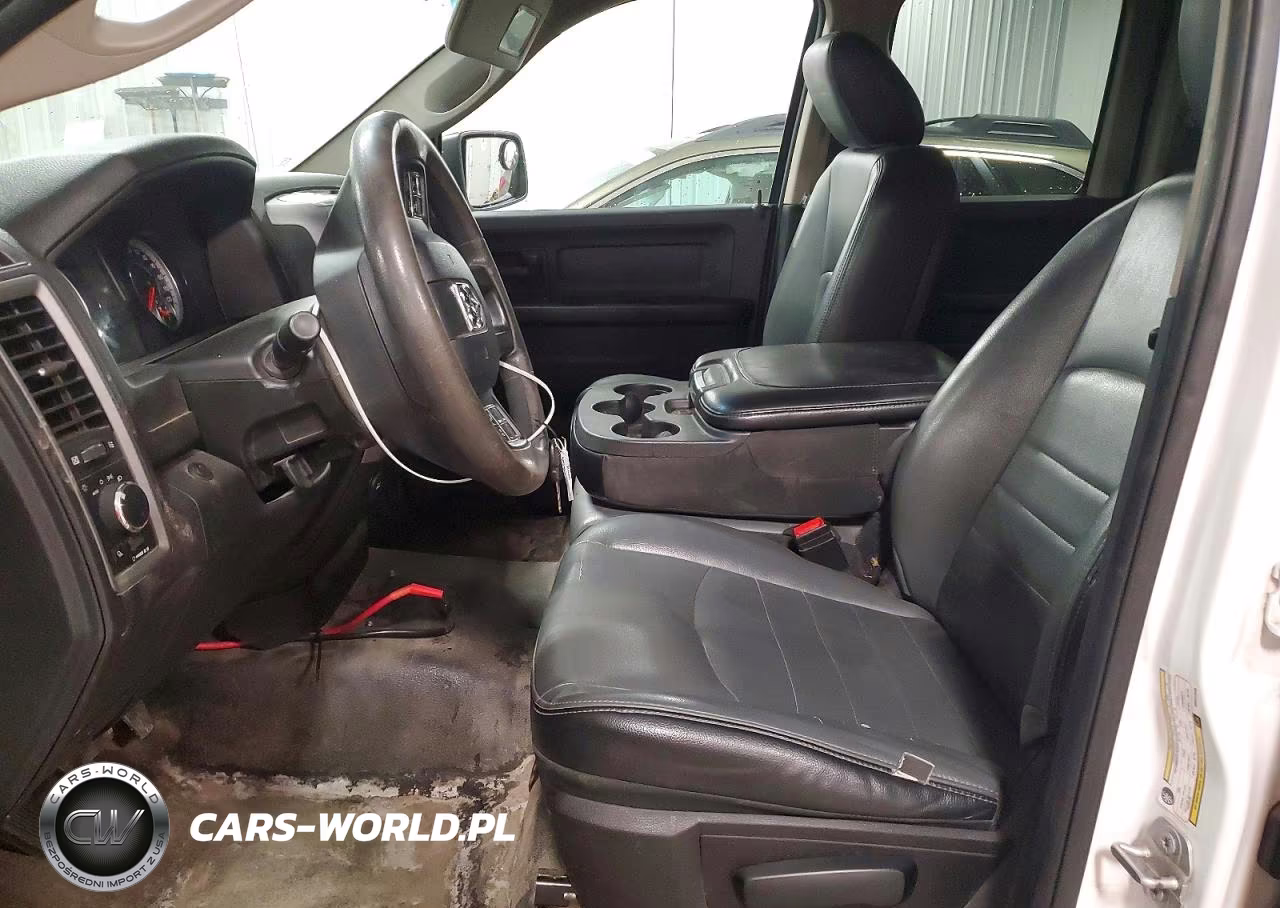 2021 Ram 1500 Classic Tradesman VIN:1C6RR7FGXMS537339 - 7