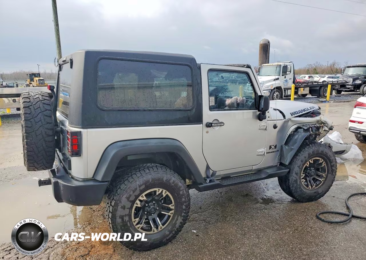 2008 Jeep Wrangler X VIN:1J4FA24108L511850 - 3
