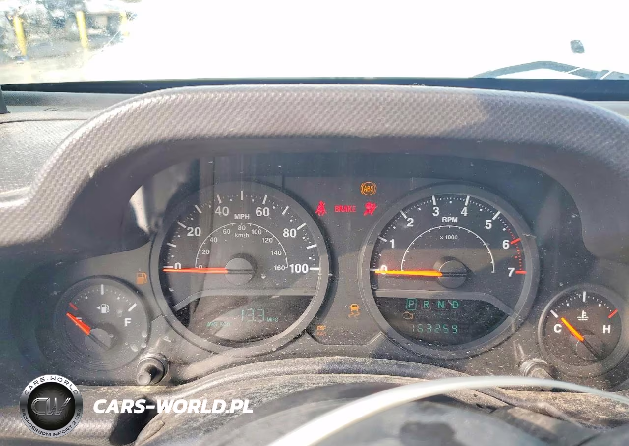 2008 Jeep Wrangler X VIN:1J4FA24108L511850 - 9