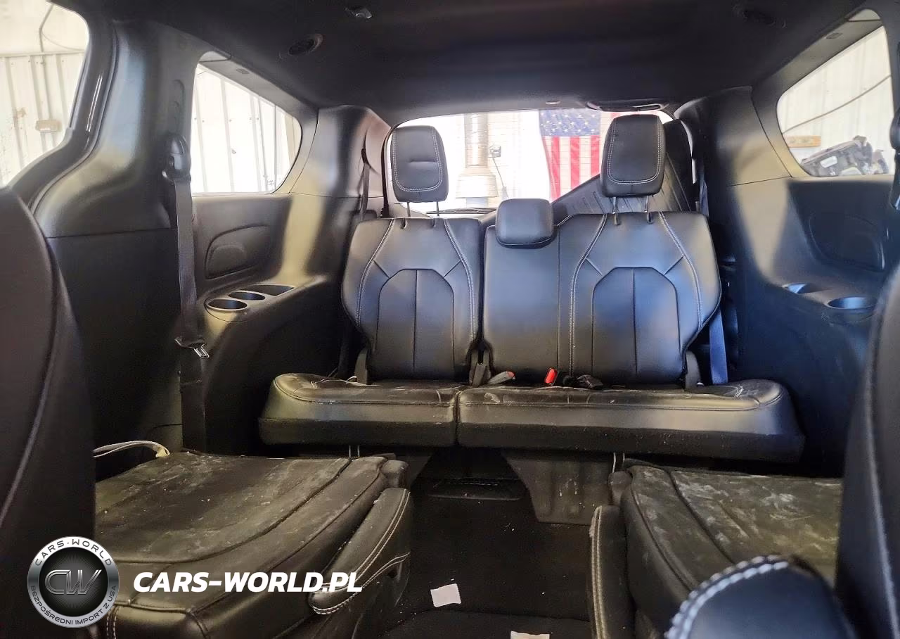 2025 Chrysler Pacifica Select VIN:2C4RC3BG1SR507914 - 10
