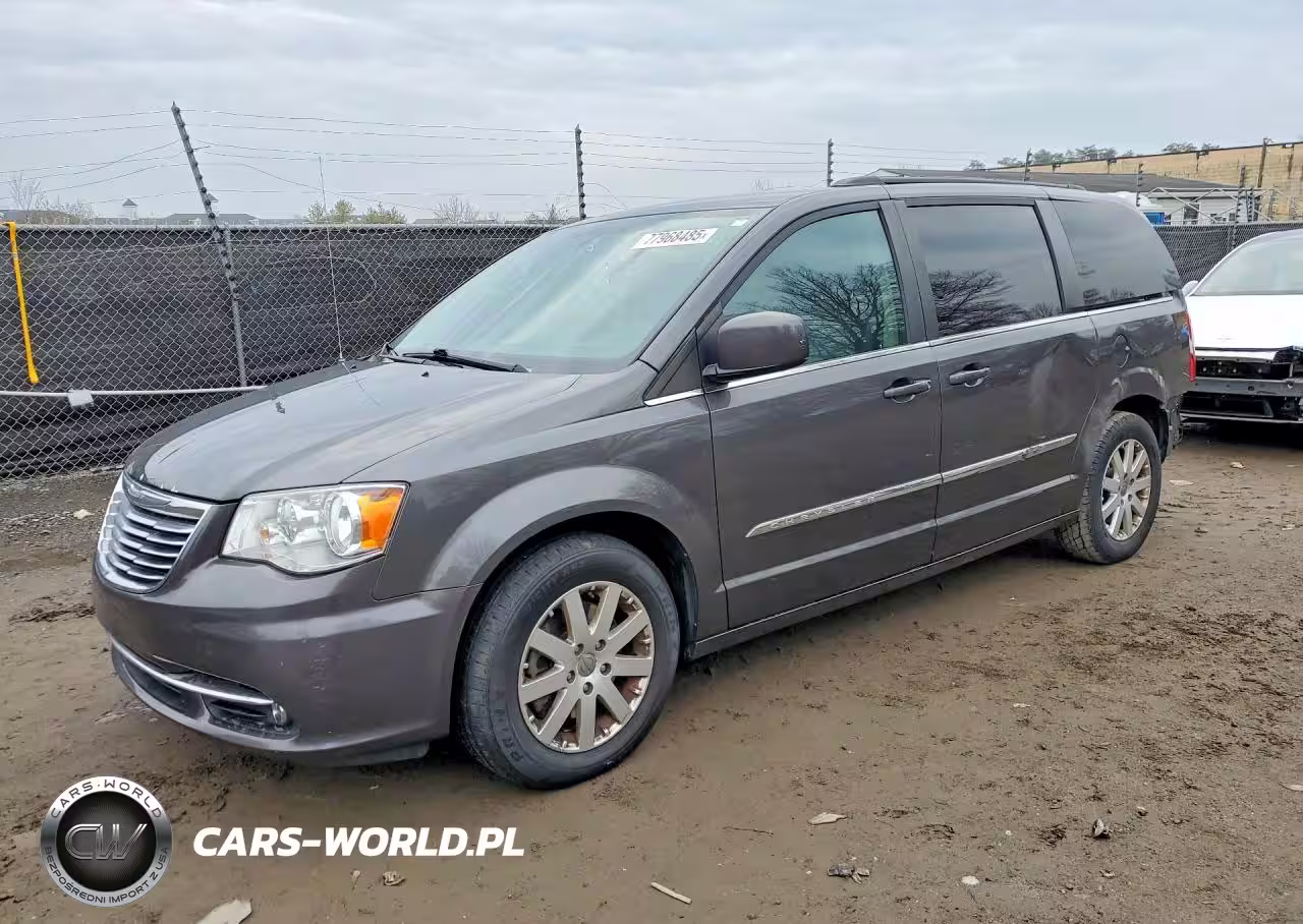 2016 Chrysler Town & Country Touring