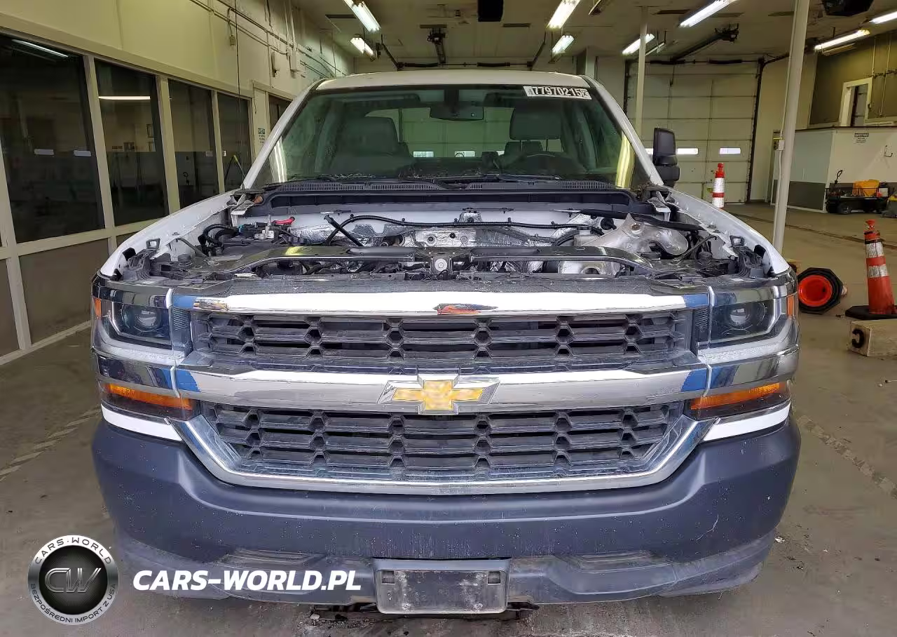 2017 Chevrolet Silverado C1500 VIN:1GCRCNEC9HZ238533 - 5