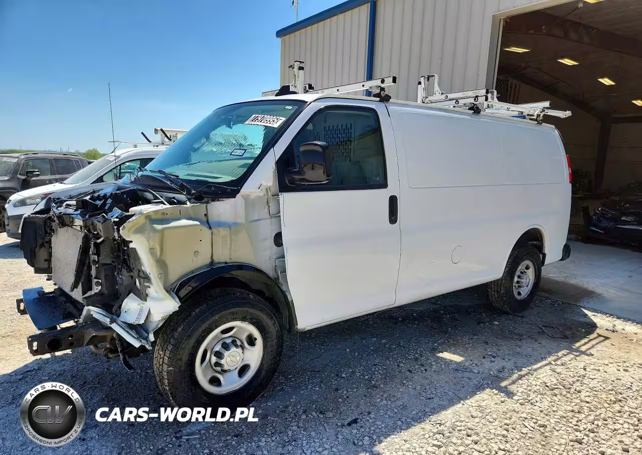 2023 Chev Express G2500