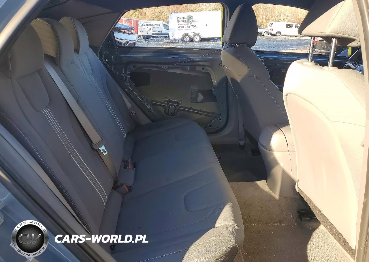 2023 Hyundai Elantra Sel VIN:KMHLM4AG3PU377103 - 10