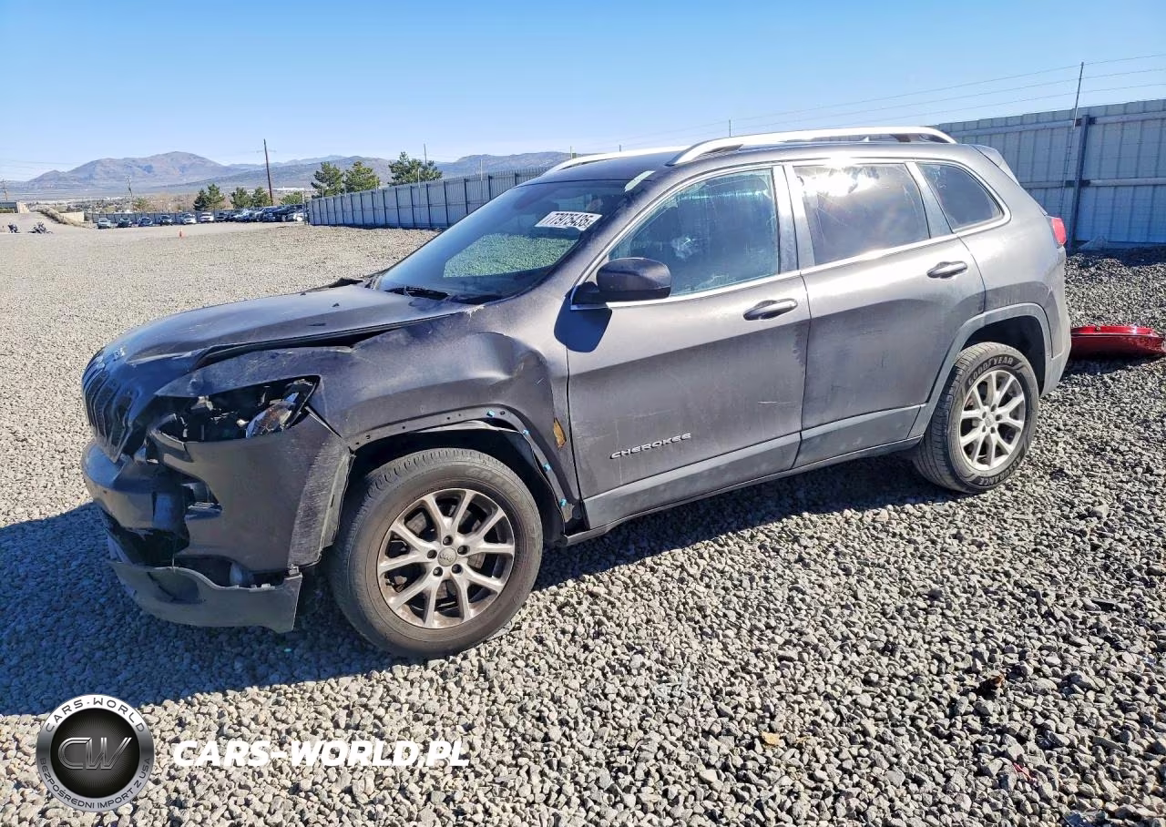 2016 Jeep Cherokee Latitude – zdjęcie 1 z 13