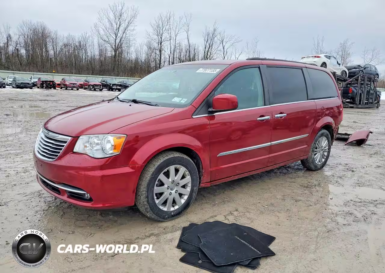 2015 Chrysler Town & Country Touring