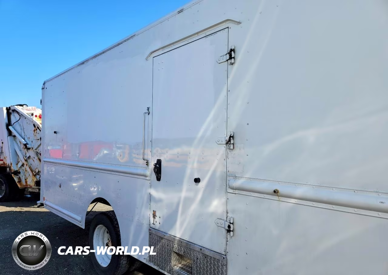 2015 Ford F59 Delivery Truck VIN:1F65F5KYXF0A02967 - 13