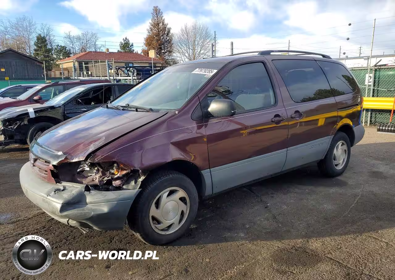 2000 Toyota Sienna Le