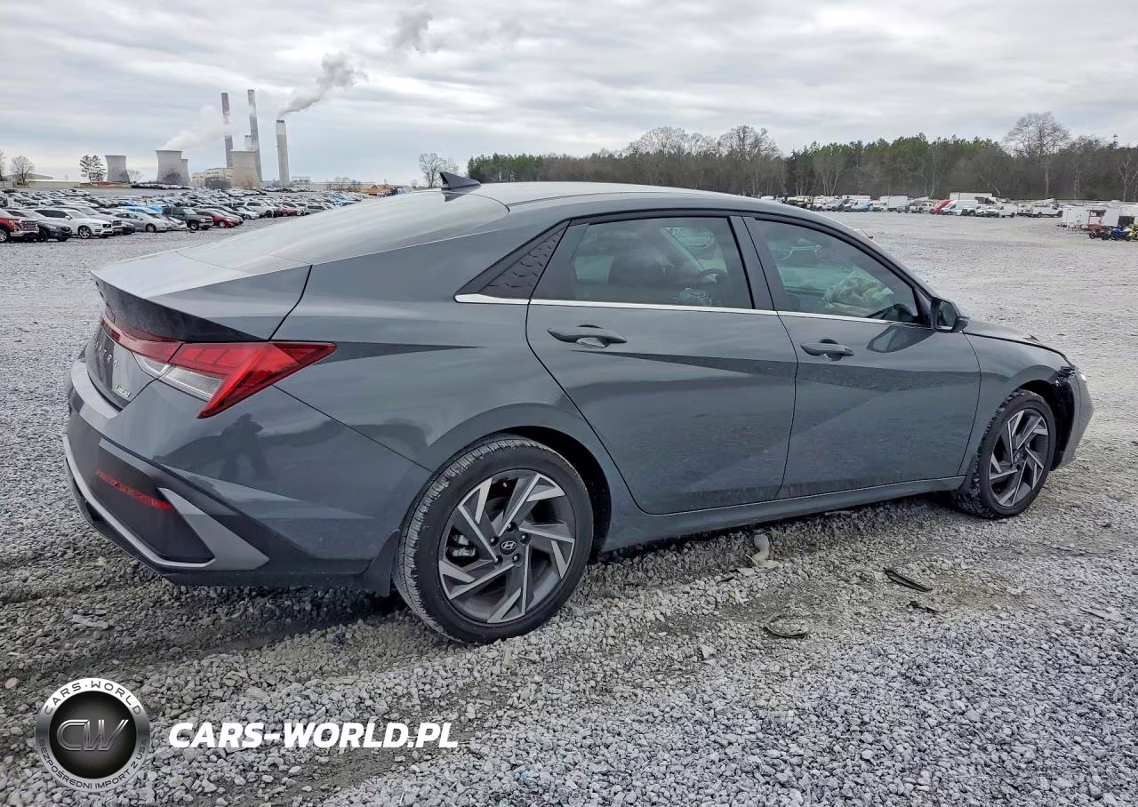 2025 Hyundai Elantra Limited VIN:KMHLP4DG0SU074324 - 3