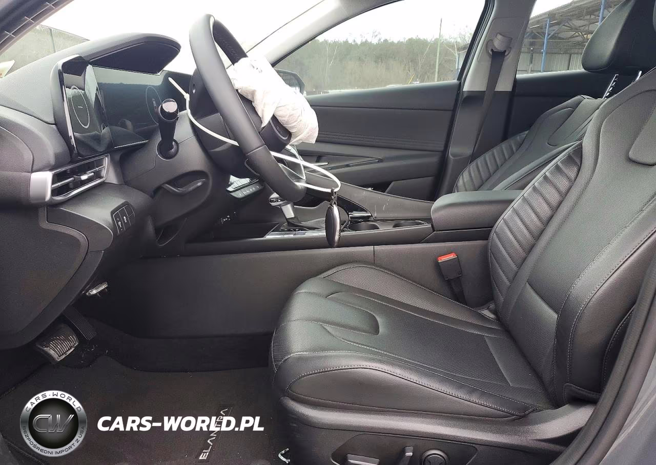2025 Hyundai Elantra Limited VIN:KMHLP4DG0SU074324 - 7