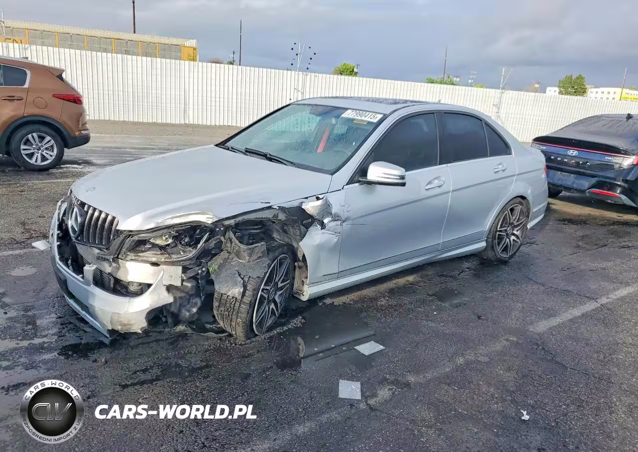 2014 Mercedes-Benz C 250