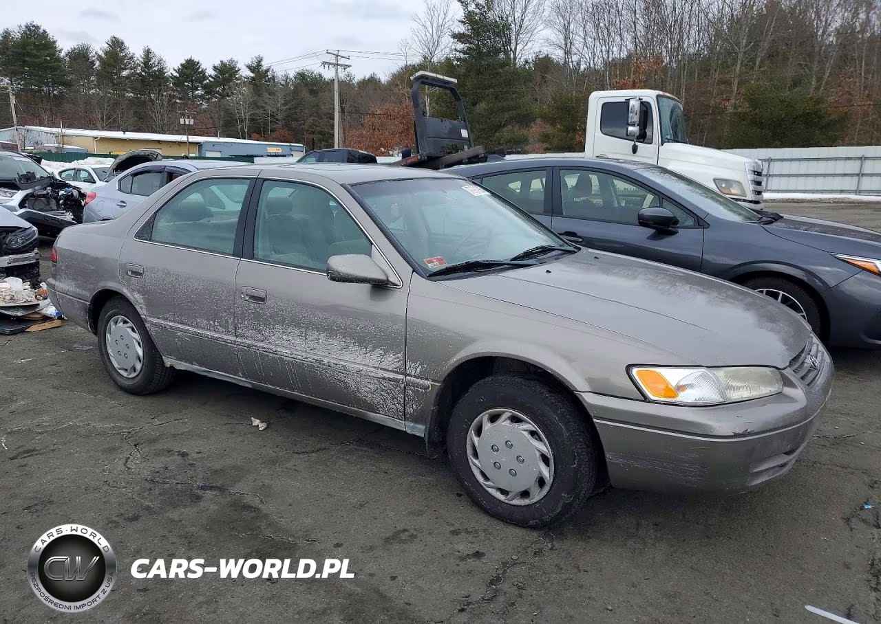 1998 Toyota Camry Ce VIN:4T1BG22K3WU270254 - 4