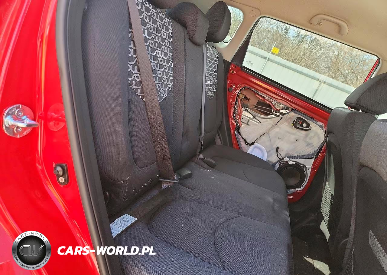 2011 Kia Soul + VIN:KNDJT2A20B7253045 - 10
