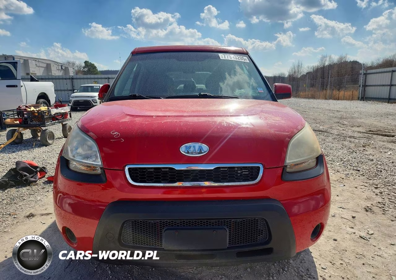2011 Kia Soul + VIN:KNDJT2A20B7253045 - 5