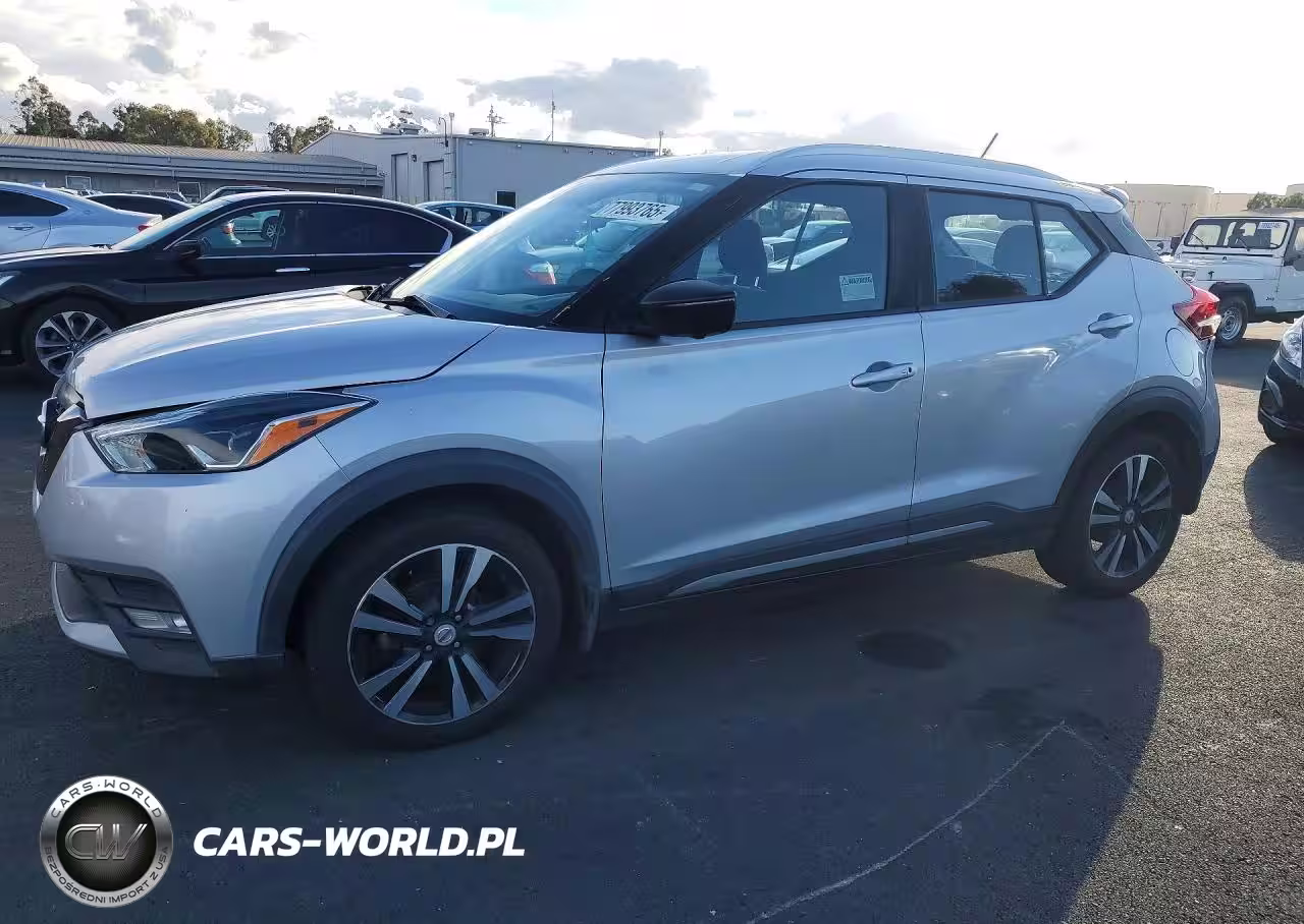 2019 Nissan Kicks S