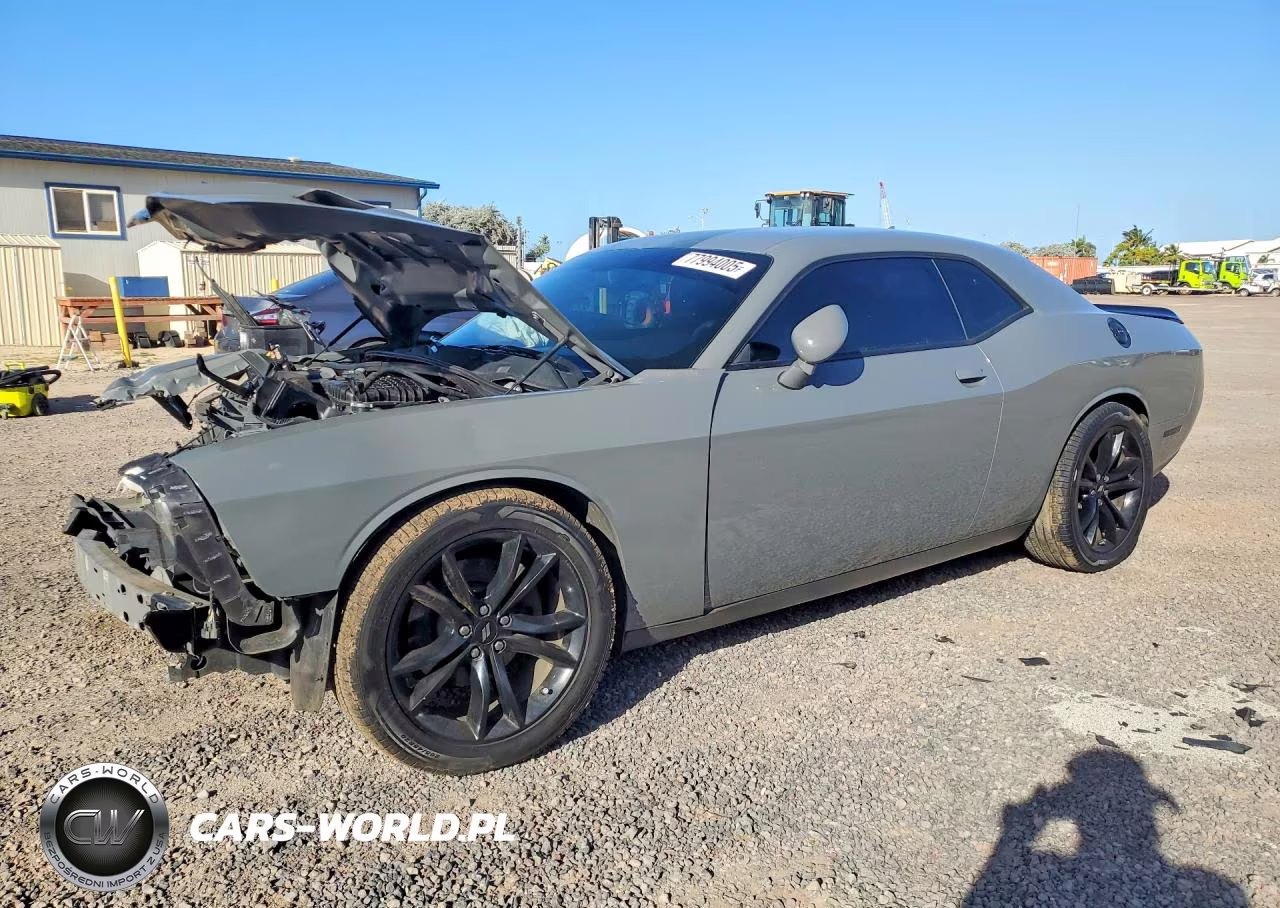 2017 Dodge Challenger Sxt