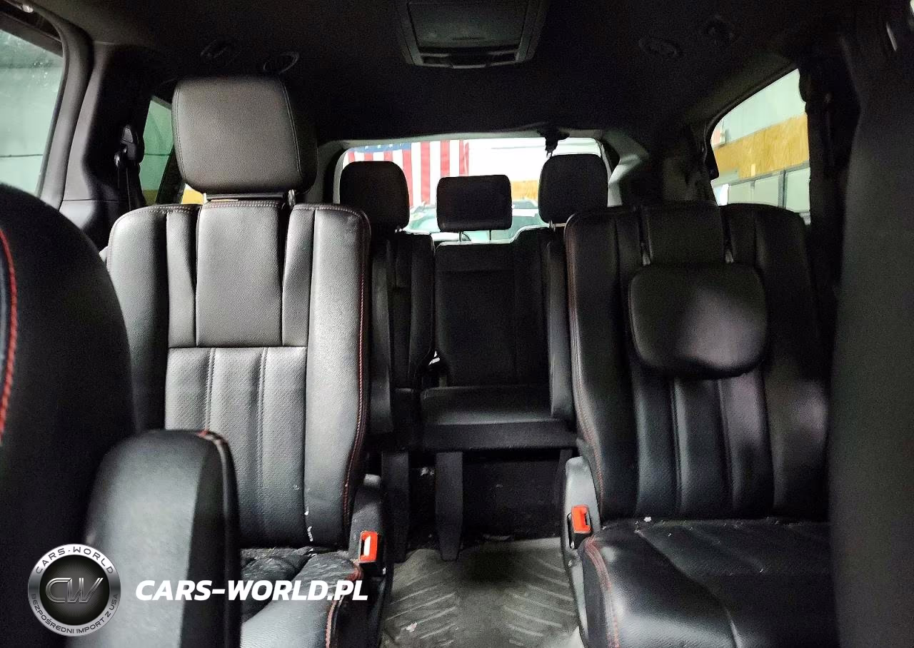 2019 Dodge Grand Caravan Gt VIN:2C4RDGEG9KR744425 - 10