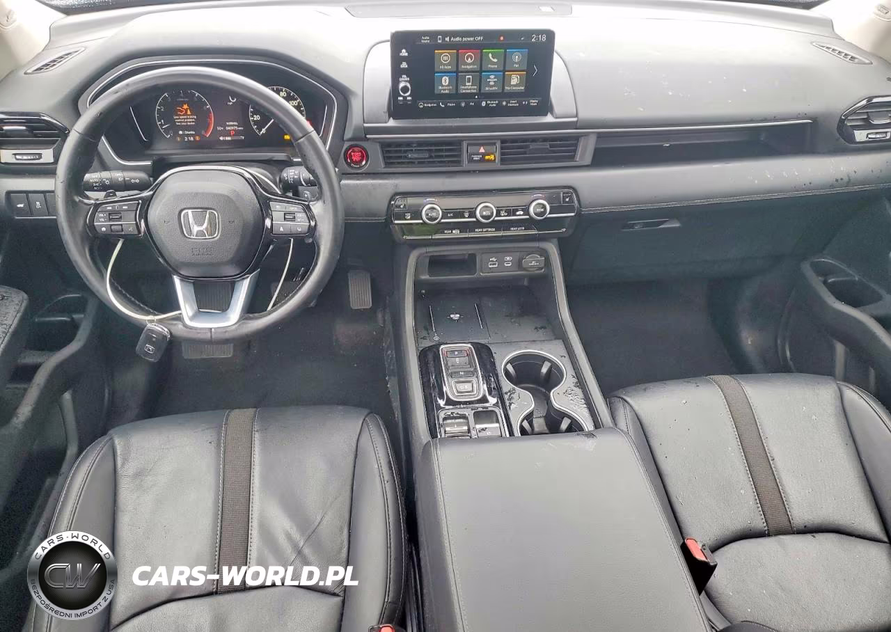 2025 Honda Pilot Touring VIN:5FNYG2H72SB004941 - 8