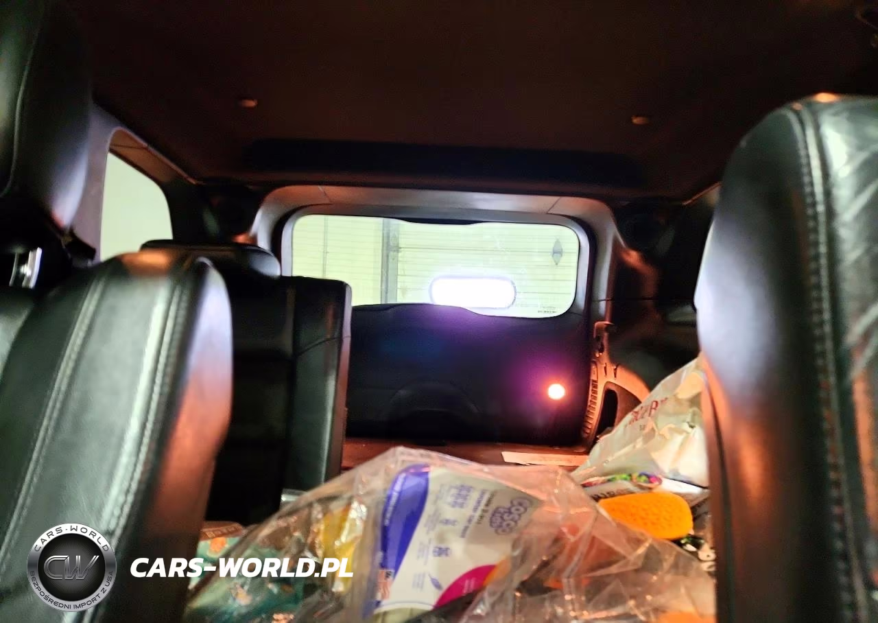 2019 Jeep Grand Cherokee Laredo VIN:1C4RJFAG8KC546873 - 10