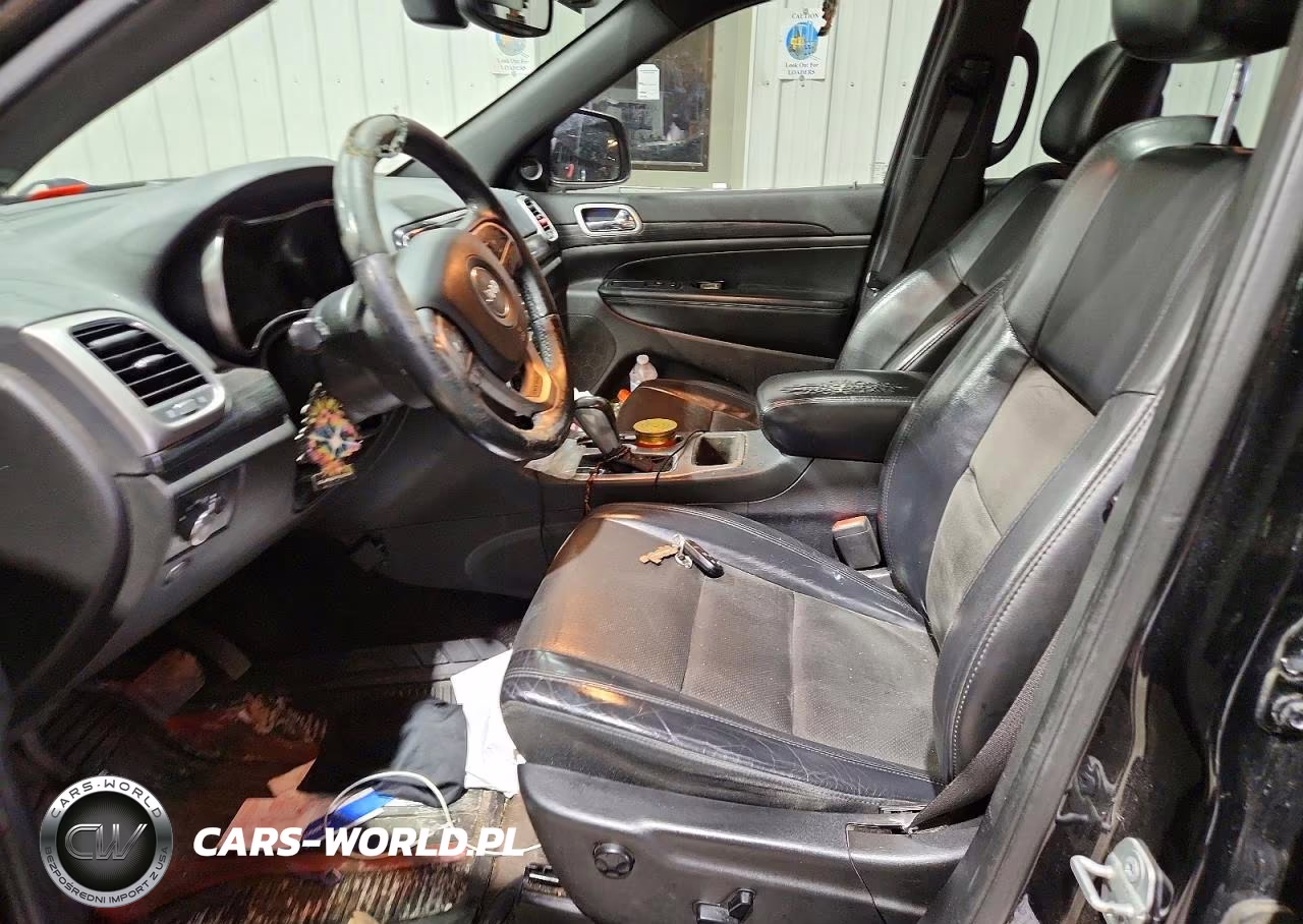 2019 Jeep Grand Cherokee Laredo VIN:1C4RJFAG8KC546873 - 7